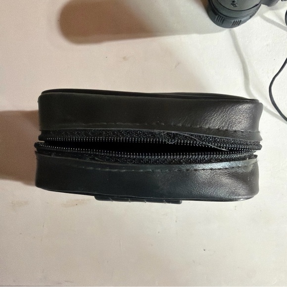 Simons Black Binoculars with Case - Picture 7 of 7